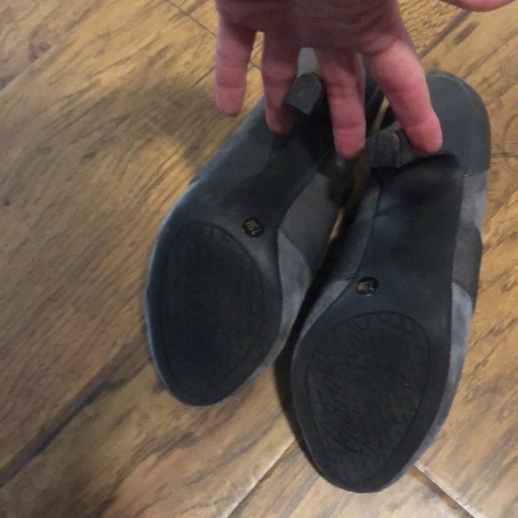 Gianni Bini suede heels - Picture 4 of 7